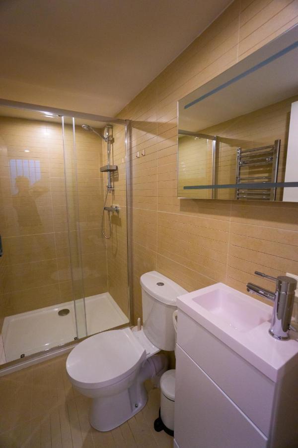 Largigi Rooms, Close To The Beach And Town Centre, Parking Available ไลม์รีจิส ภายนอก รูปภาพ